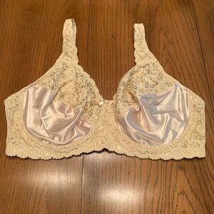 PINK Victoria's Secret Cream Lace Bra Intimates
